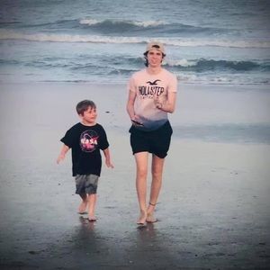 Meet your Posher, Kevin